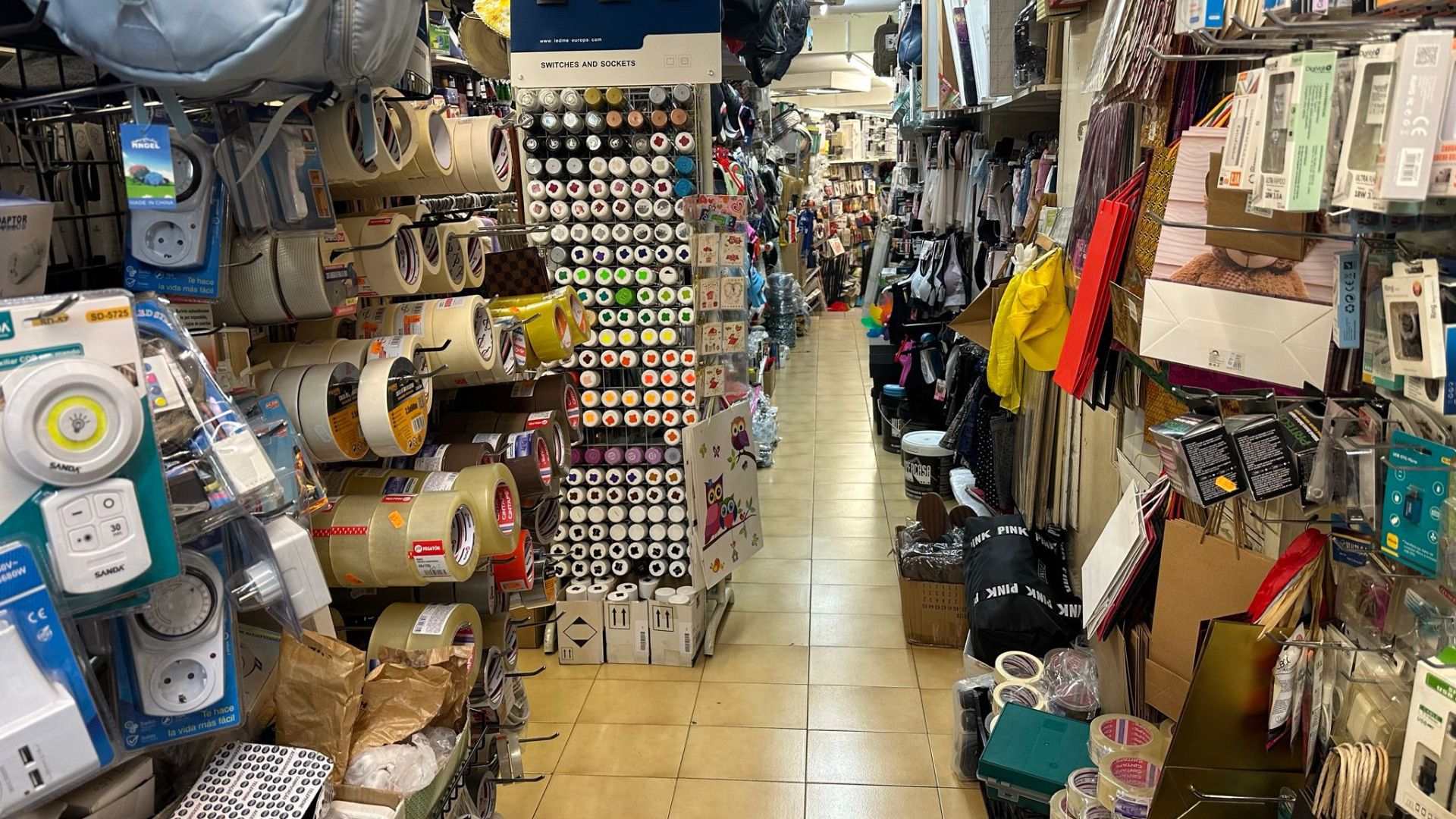 Cómo ahorrar comprando en Bazar Hogar